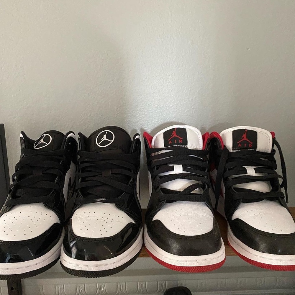 Nike Air Jordan Mids